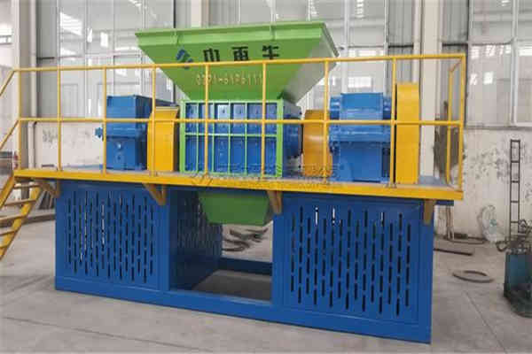 在治理環境污染中，輪胎撕碎機起到重要的作用