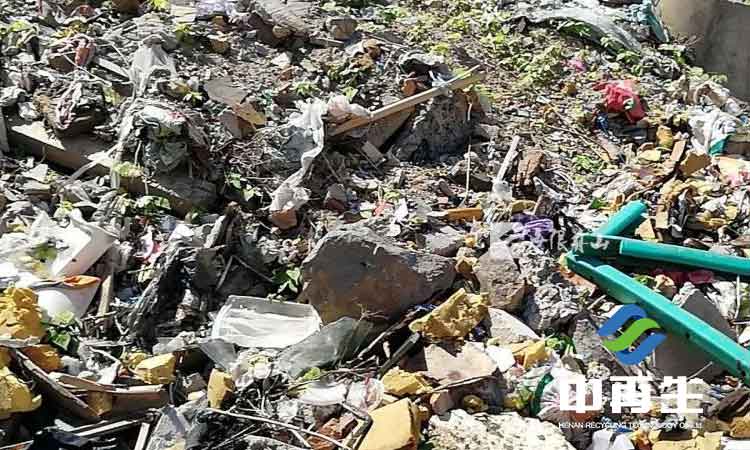 生活垃圾是伴隨著人類活動(dòng)而產(chǎn)生的，垃圾量與種類隨人類社會(huì)的發(fā)展而變化