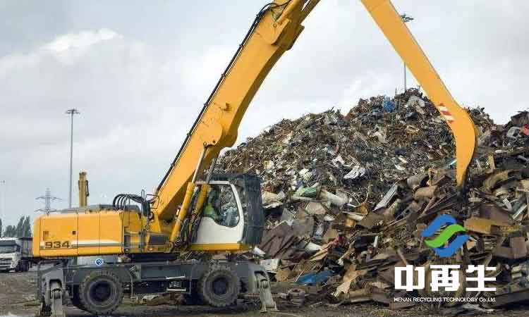 生活垃圾填埋作業(yè)工藝，可分為一體化推壓工藝和挖推壓組合工藝兩種